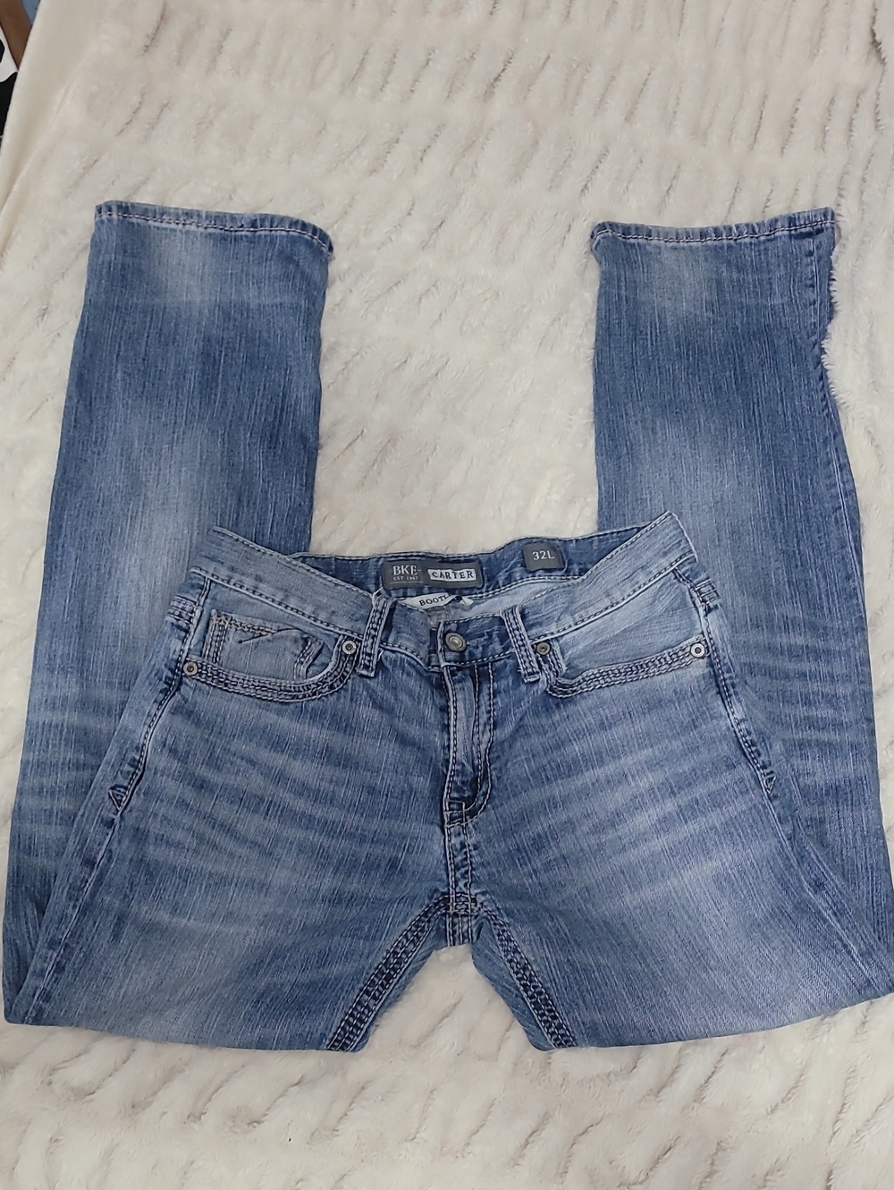 BKE Men's Bootleg Straight Jeans in Light Blue Wash